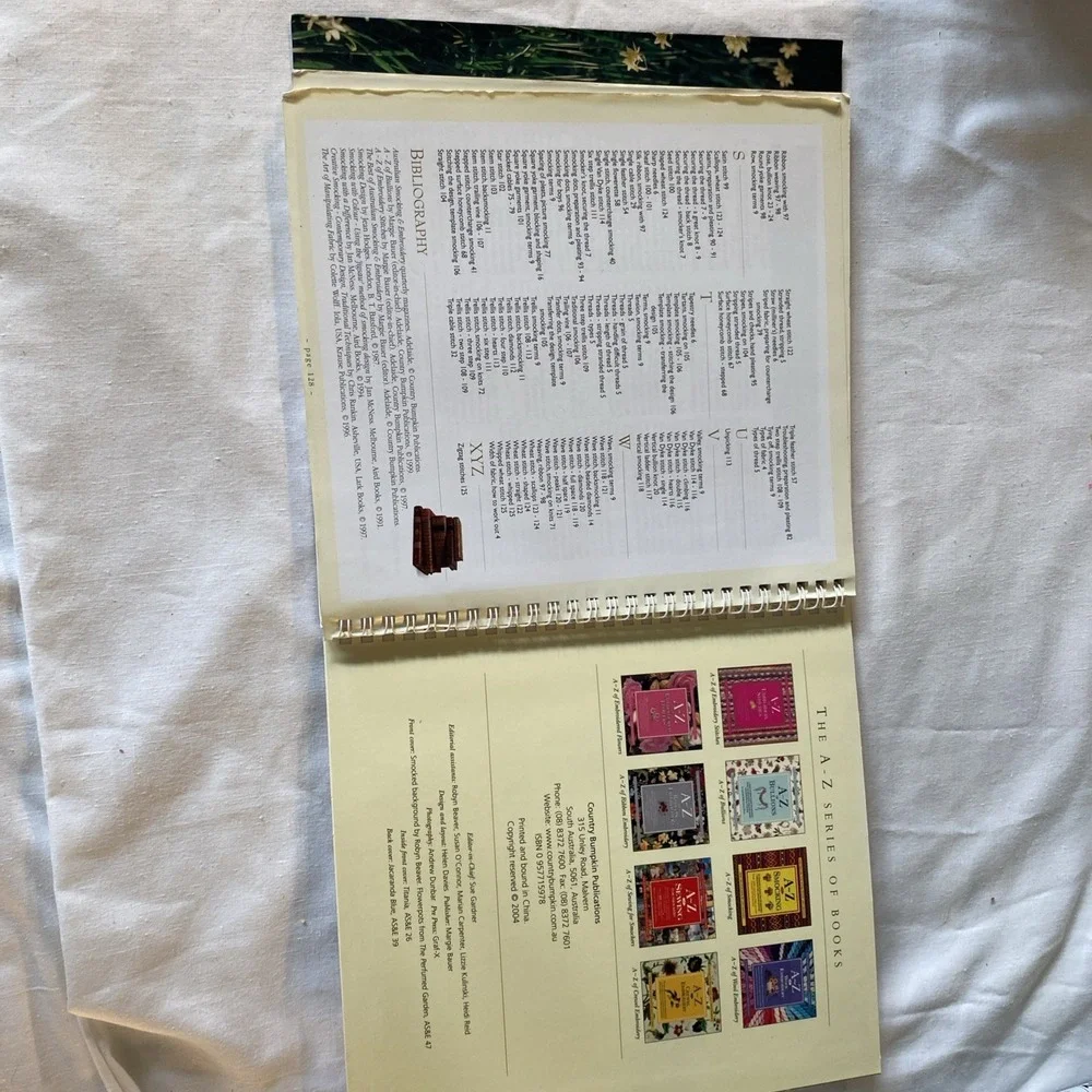A-Z of Smocking by Country Bumpkin Publications